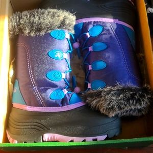 Kamik girls snow boots